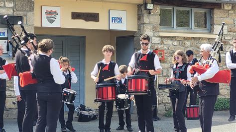 La fête de la St Loup à Guingamp Bagad Salicornes