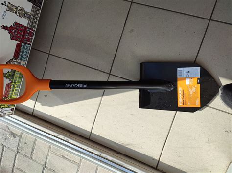 Лопата Fiskars 80см коротка саперна фіскарс: 830 грн. - Іграшки для ...