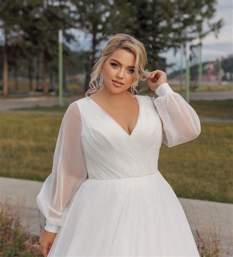 Plus Size Minimalist Style Gentle Glitter Tulle Wedding Dress Etsy