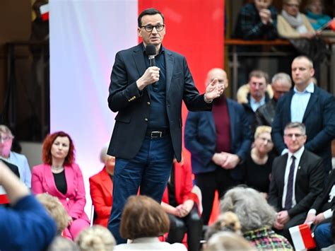 Morawiecki apeluje do wyborców PiS Mocne słowa w Legnicy Nie mogą