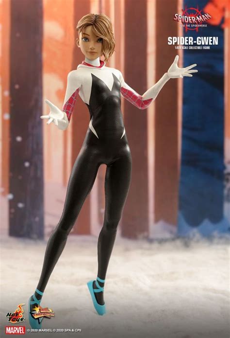 Hot Toys' Spider-Gwen and Her Perfect Hair Want to Soar Into Your ...