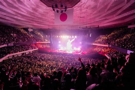 菅田将暉、初の武道館ライブで3年ぶりツアー終幕「夢見心地です」サプライズゲストも登場＜セットリスト＞ モデルプレス