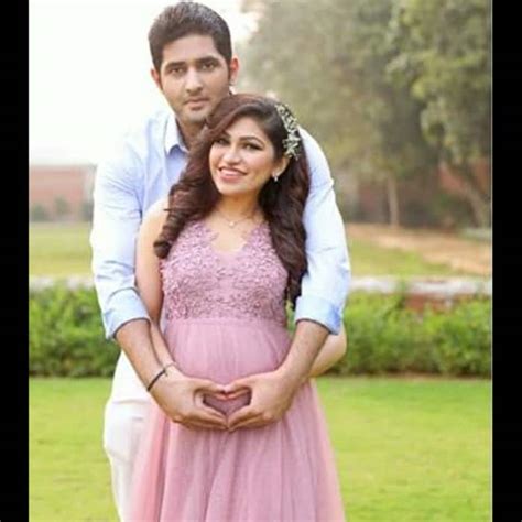 Pictures Of Singer Tulsi Kumars Maternity Shoot Are Supremely Delightful