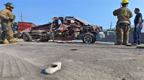 Hombre Vive De Milagro Tras Impactarse Contra Caja De Tráiler Y Volcarse Al Sur De Mazatlán