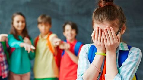 Qué es el bullying estos son los los 7 tipos de acoso escolar más comunes