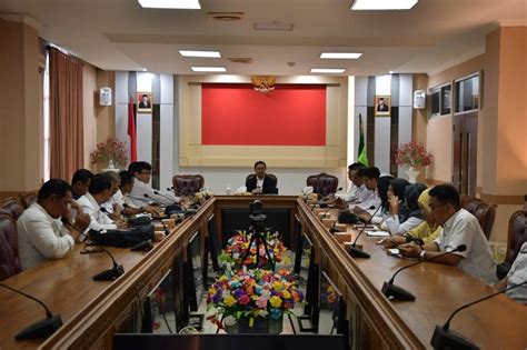 Pemkab Natuna Rapat Bersama Kepala Sekolah Slta Terkait Program