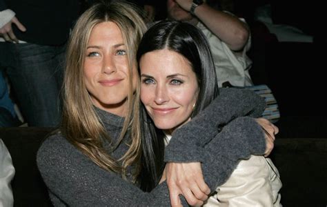 Jennifer Aniston Celebrates Courteney Coxs 60th Birthday With