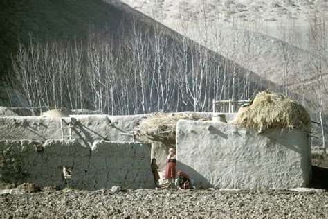 Dreamlike Photos Of 1970s Afghanistan Show A Different Side Of The