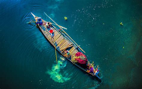 Floating Life Of Fishermen The Photo Is About Fishermen Fi Flickr