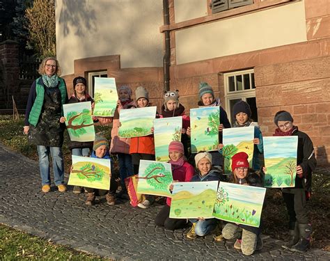 Buntes Angebot für junge Künstler innen in der Villa Schulz Joachim