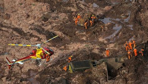 巴西淡水河谷一矿区溃坝引发泥石流当地官员至少50人丧生 界面新闻 天下