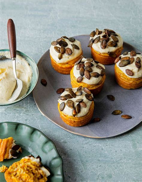 Petits gâteaux moelleux à la courge et à la crème de beaufort AOP pour