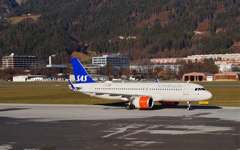 SAS LN BRV Boeing B737 505 19 09 2009 AMS Amsterdam Niederlande