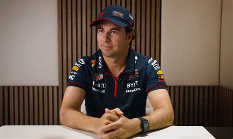 Checo P Rez Se Queda En Red Bull El Mexicano Extiende Contrato