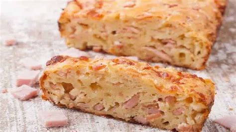 Cake au jambon et aux fromages super délicieux et léger parfait pour