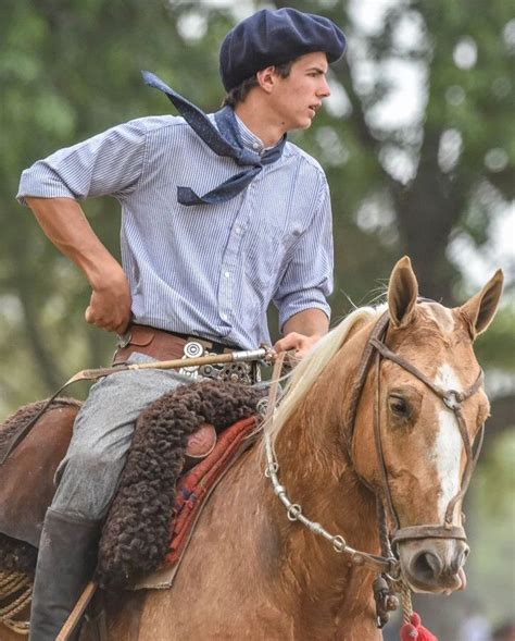 Gaucho Argentino Gaucho Argentinos Gaucho Traje De Gaucho