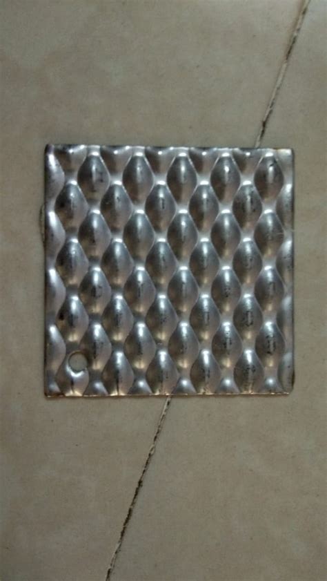 Steel Grade SS304 L 1mm Stainless Steel Embossed Sheets At Rs 450 Kg