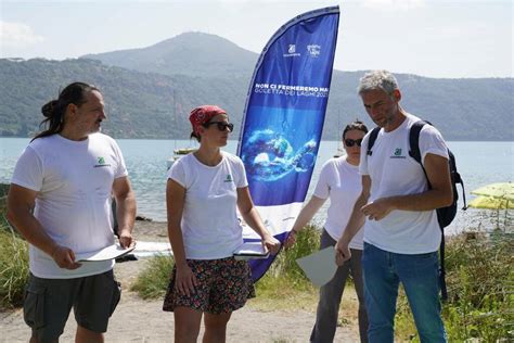 Goletta Dei Laghi Lago Albano Di Castel Gandolfo Entro I Limiti