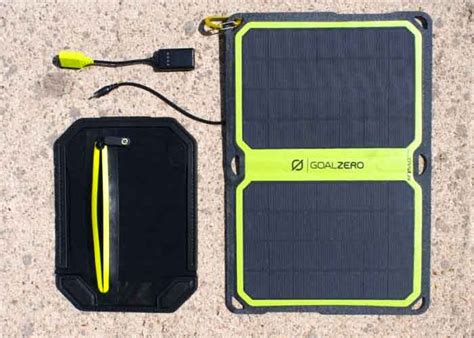 First Look: 'Smart' Solar Panel Charges Phones, Gadgets Fast | GearJunkie