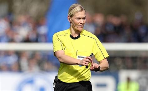 Howard Webb S Girlfriend Bibiana Steinhaus Becomes First Female