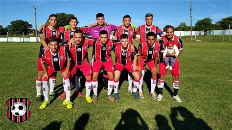 Puntapi Y Triunfo De Toritos La Fiesta Del Futbol