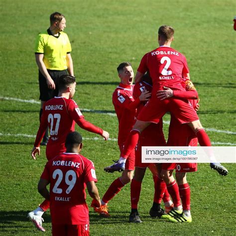 Koblenzer Spieler Jubeln TuS Rot Weiss Koblenz Vs KSV Hessen Kassel