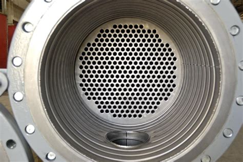 Tantalum Shell And Tube Heat Exchanger 001cmedium Titan Metal