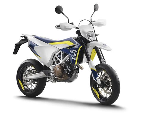 Husqvarna Supermoto Test Ride Drivemag Riders