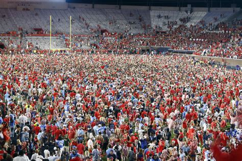 Security Guard Brutally Elbows Girl Rushing The Field After Ole Miss Vs