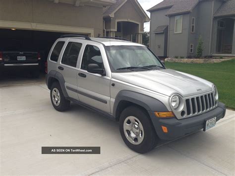 2005 Jeep Liberty Sport Sport Utility 4 Door 3 7l