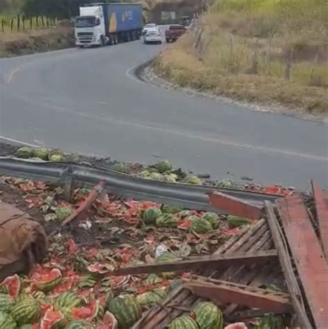 Duas Pessoas Ficam Feridas Após Grave Acidente Na Serra Do Marçal