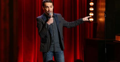 Один из самых необычных резидентов шоу «Comedy club» — Сергей Кутергин ...