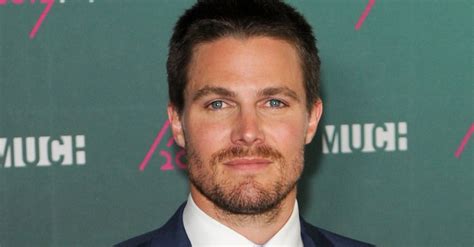 Hot Stephen Amell Pictures PS Celebrity