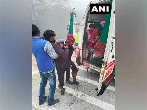 1 Killed 10 Injured In Road Accident Due To Heavy Fog In Uttar Pradesh