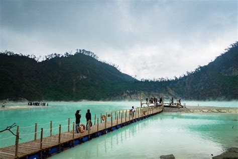 Day tour Ciwidey and Kawah Putih start Bandung - Melampa Indonesia