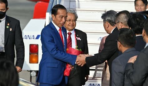 Jokowi Presiden Hadiri Ktt G Di Hiroshima Jepang Suara Surabaya