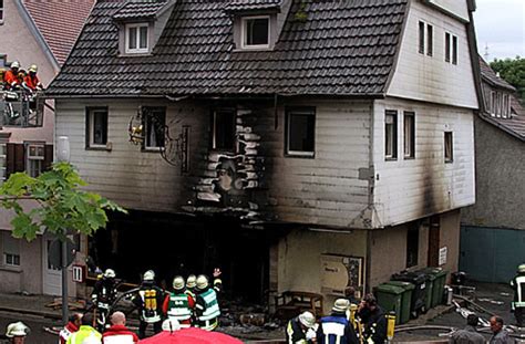 Fotostrecke Besigheim Mehrfamilienhaus Nach Brand Unbewohnbar