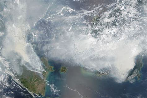 Foto Kabut Asap Indonesia Dari Satelit Nasa Hai