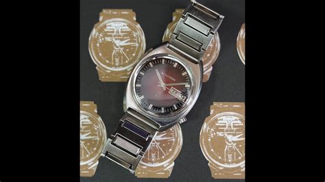 1972 Bulova Accutron Mens Vintage Electronic Watch With Red Fade Dial