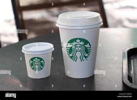 Starbucks takeaway coffee cup hi-res stock photography and images - Alamy