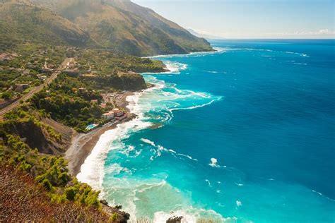 The Most Beautiful Beaches in Basilicata and Calabria