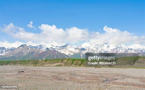 126 Alai Mountains Photos & High Res Pictures - Getty Images