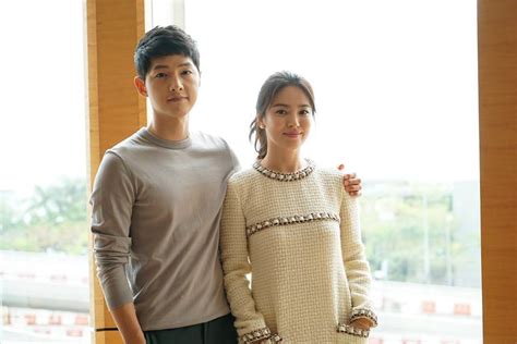 Song Joong Ki Umumkan Gugatan Cerai Terhadap Song Hye Kyo