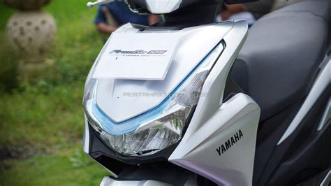 Detail Yamaha Freego Connected Prestige Silver Terbaru Keyless