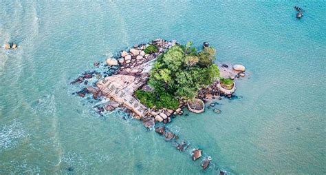 Viral Pulau Terkecil Di Dunia Ada Di Singkawang Luasnya Hanya Hektare