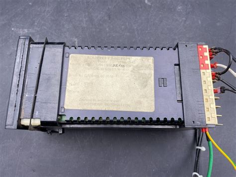 EUROTHERM 818S/TC/RCLY TEMPERATURREGLER | eBay