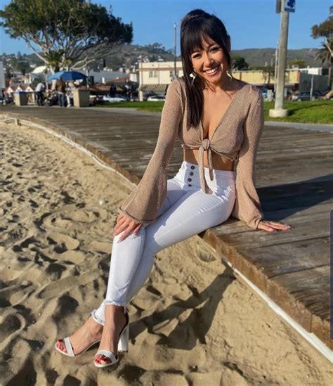 Beautiful Smile Nudes Realasians Nude Pics Org