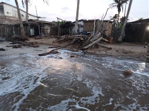 Mar de fondo afecta playas de El Hatillo y La Cerca en Peñalver