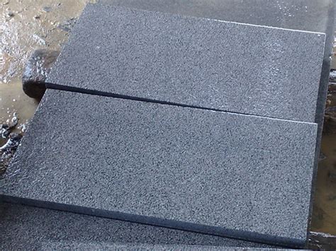 G654 Padang Dark Grey Granite Tiles Natural Granite Tile Wholesale