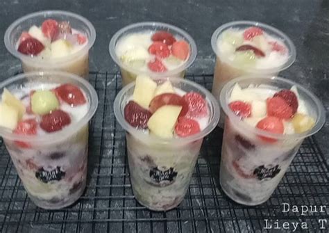 Resep Sop Buah Yakult Oleh Bunda Maulida Cookpad